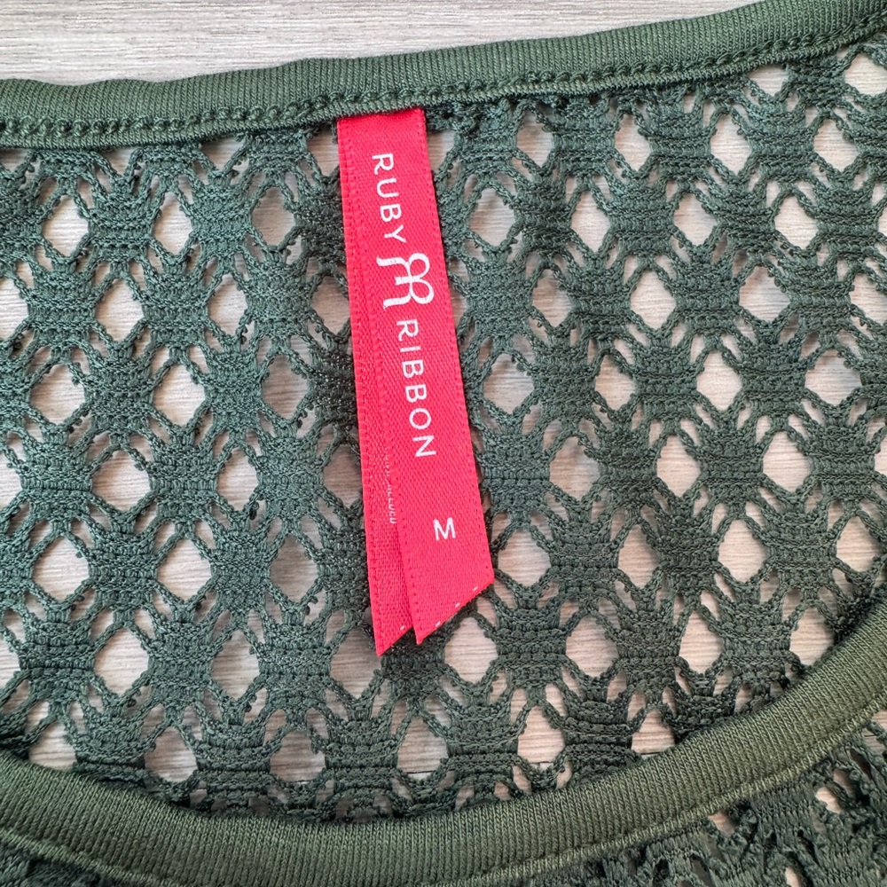 Ruby Ribbon Crochet Top - Picture 3 of 5